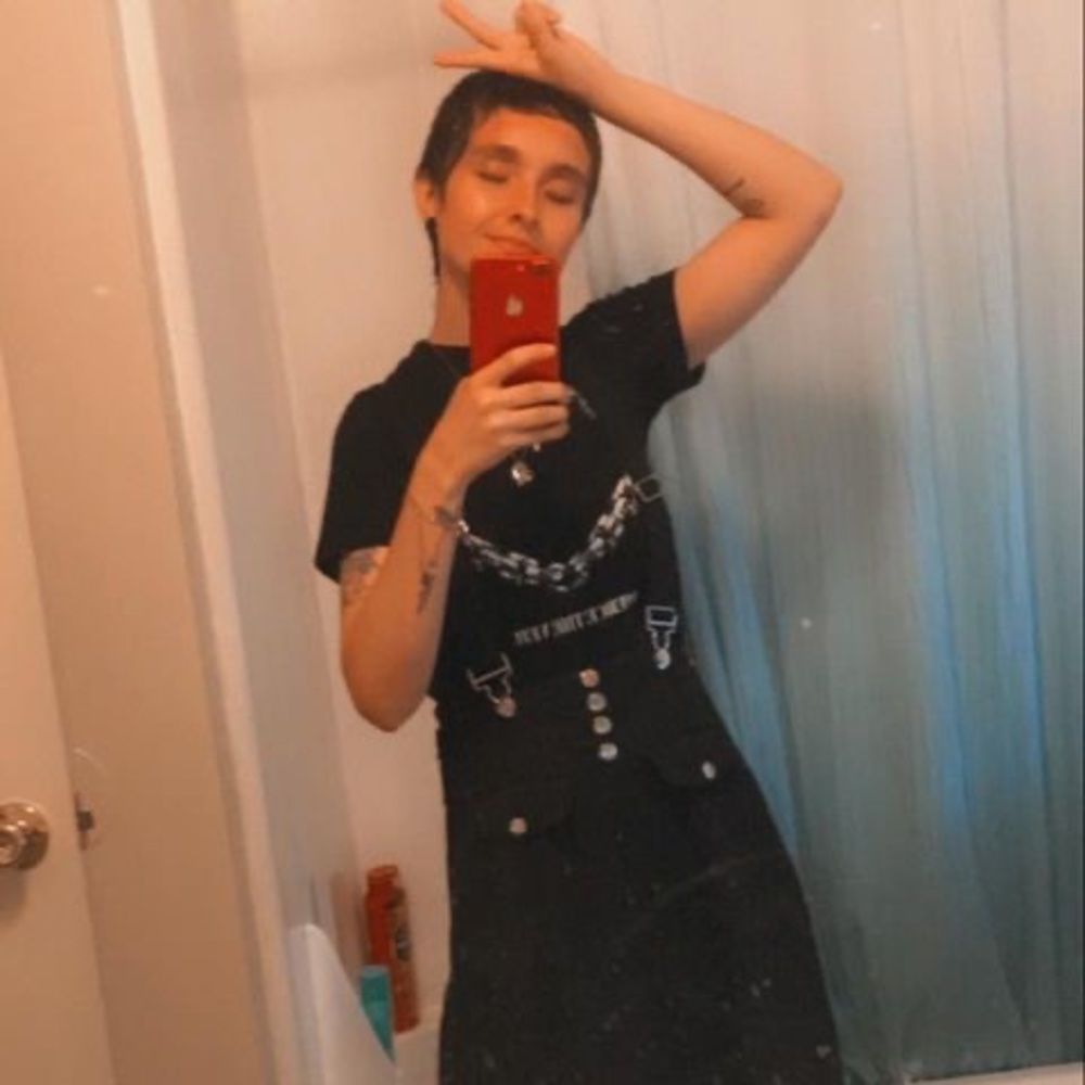 Meet your Posher, Cat